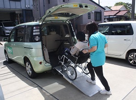 写真：福祉車両の貸し出し